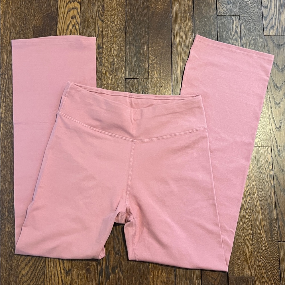 Pact On the Go-To Bootcut leggings